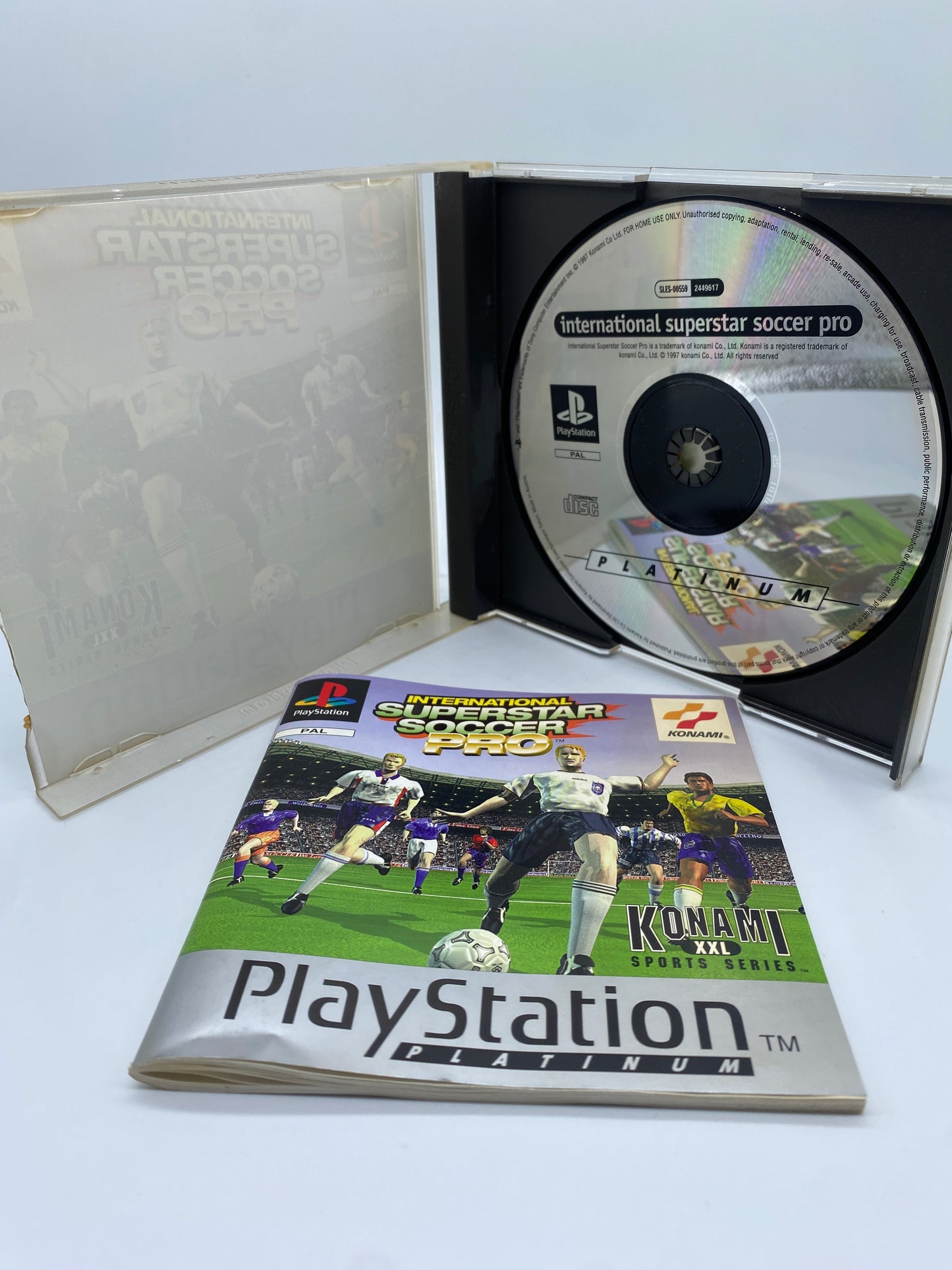 Superstar Soccer Pro platinum PS1 #23