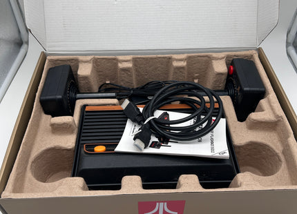 Atari Flashback 8 Gold HD - 120 eingebaute Spiele + 2 Controller - SEHR GUT - #A3-06